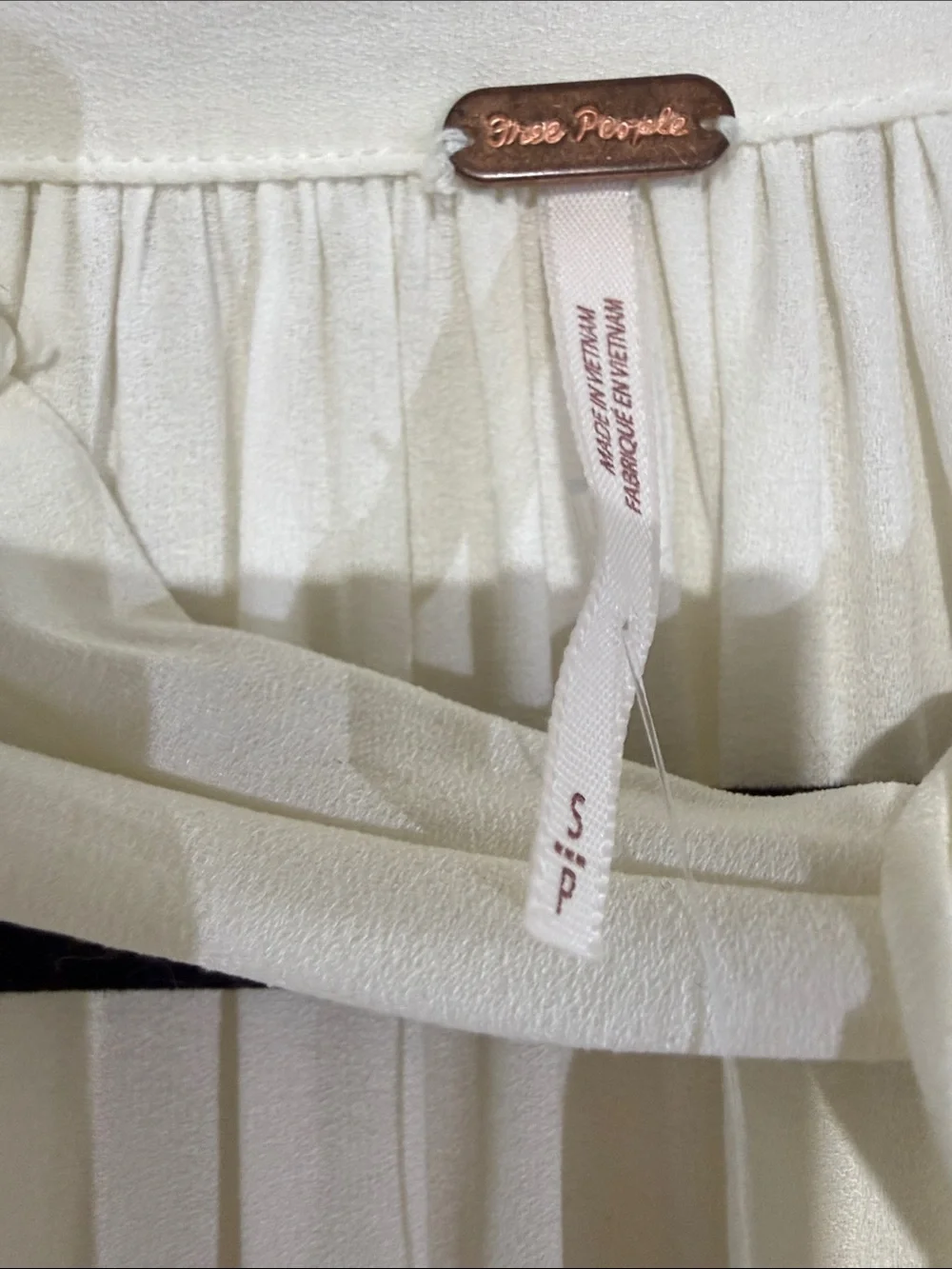 Free People feminine White Tie-Neck Long Sleeve Blouse Lightweight